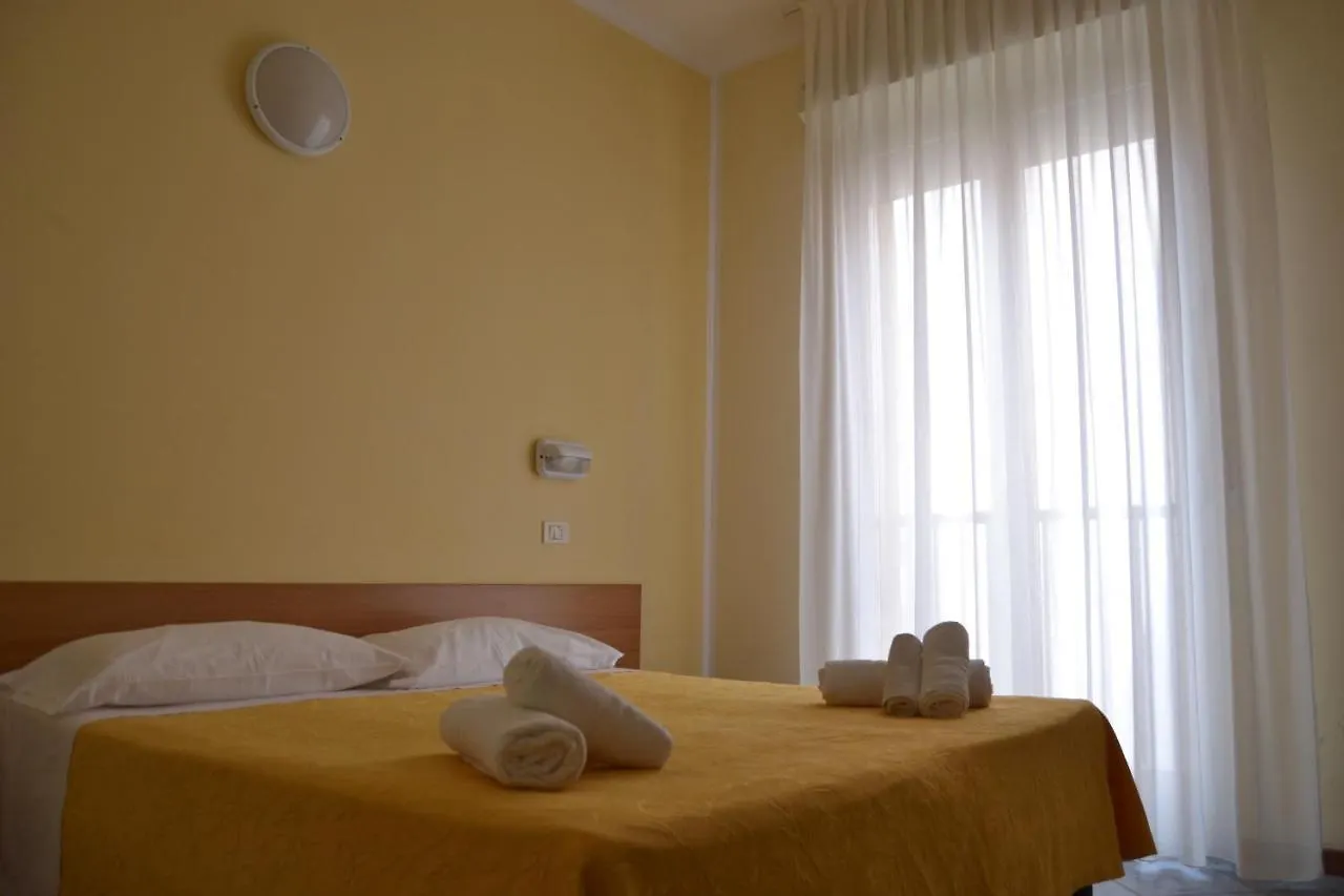 ***  Hotel Corona Rimini Olaszország