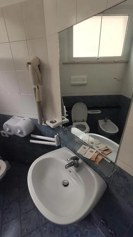 Hotel Corona Rimini 3*,  Olaszország