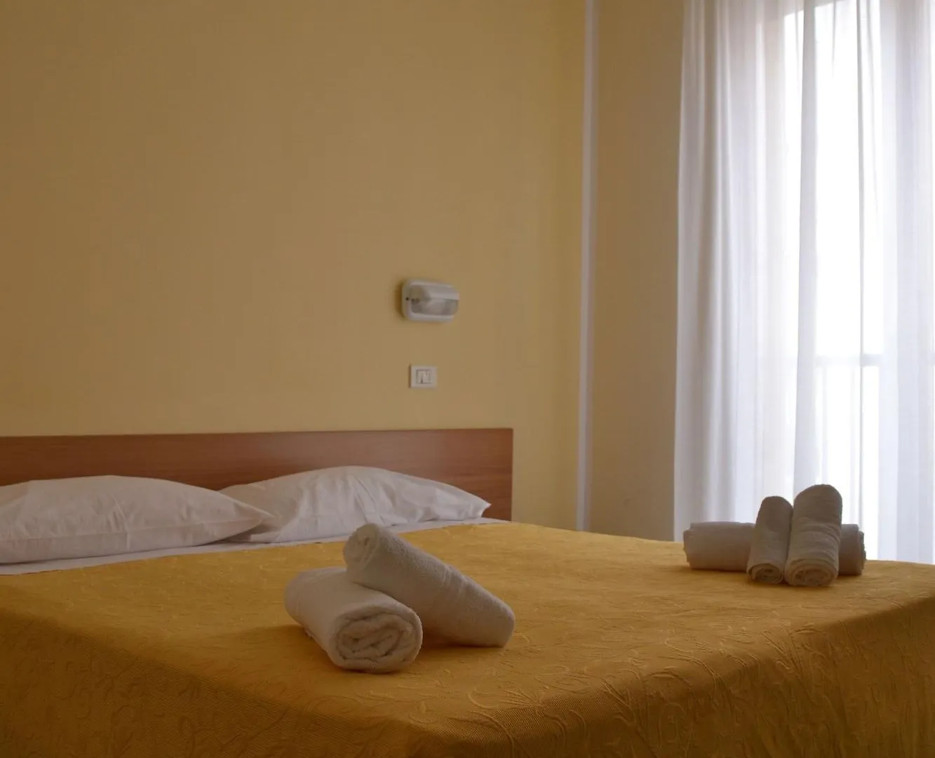 Hotel Corona Rimini 3*,  Olaszország